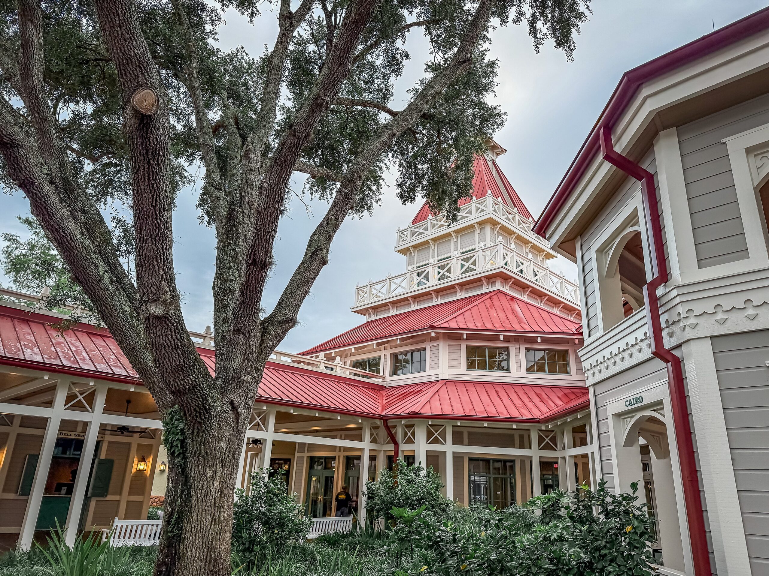 Front entrance of Disneys Port Orleans Riverside Resort